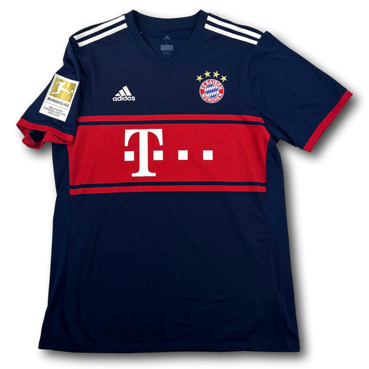 FC Bayern Munich - 2017-18 - Away - L - adidas - Hummels #5