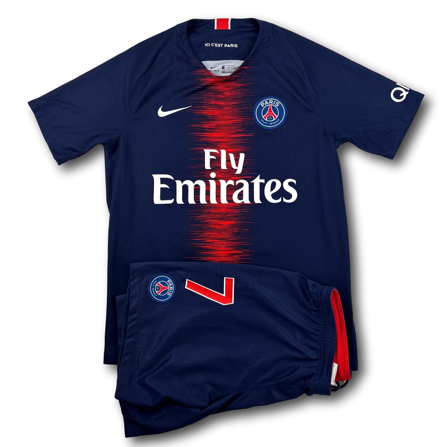 Paris Saint-Germain - 2018-19 - Home - M - Nike - Mbappé #7 - incl. Shorts