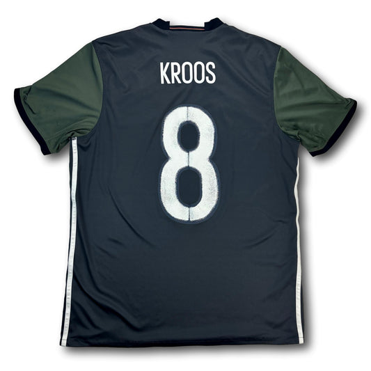 Deutschland - 2016-17 - Auswärts - L - adidas - Kroos #8