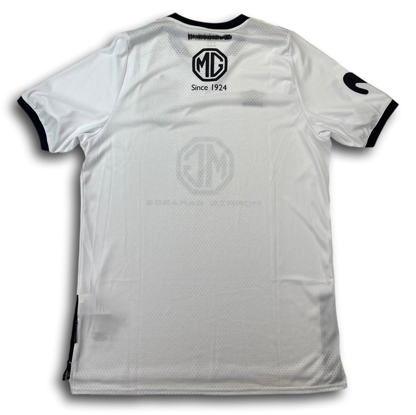 Colo-Colo - 2020-21 - Home - L - Umbro