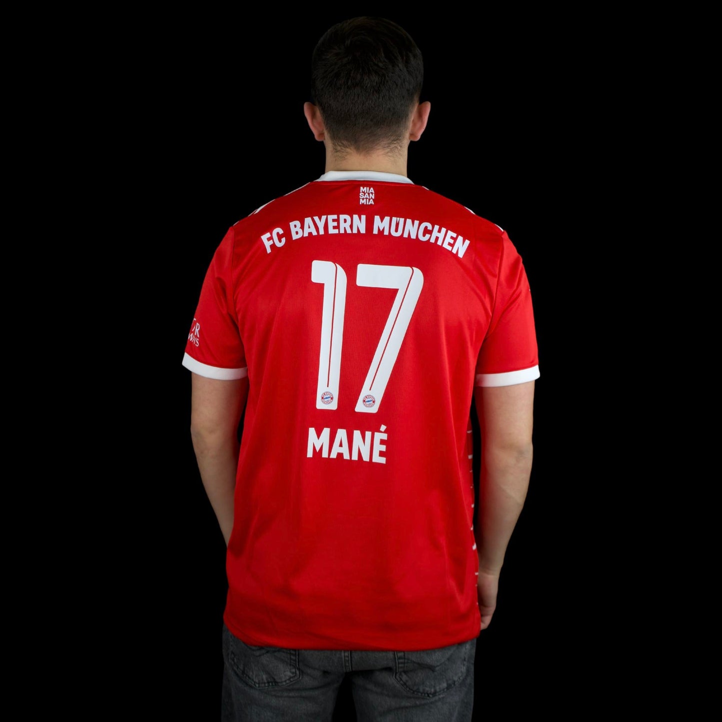 FC Bayern Munich - 2022-23 - Domicile - XL - adidas - Mané #17