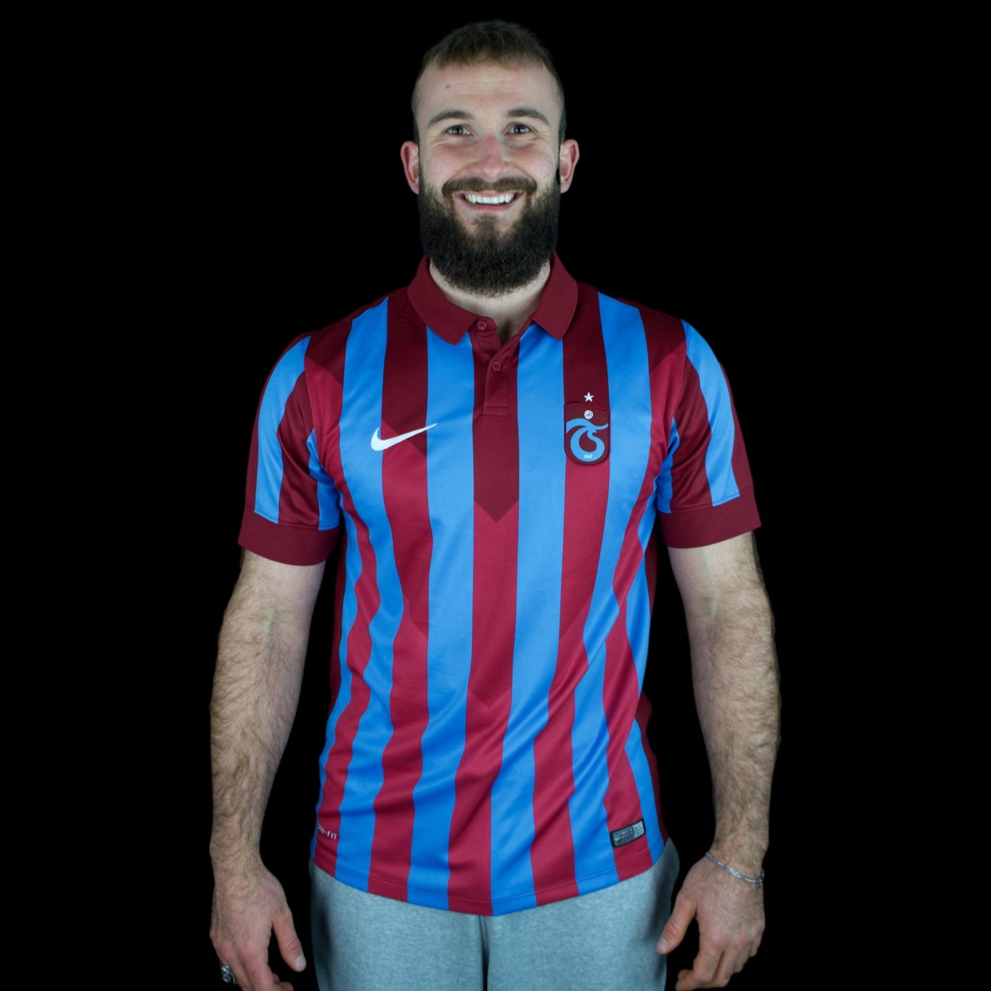 Trabzonspor - 2014-15 - Home - L - Nike - Aykut Demir #4