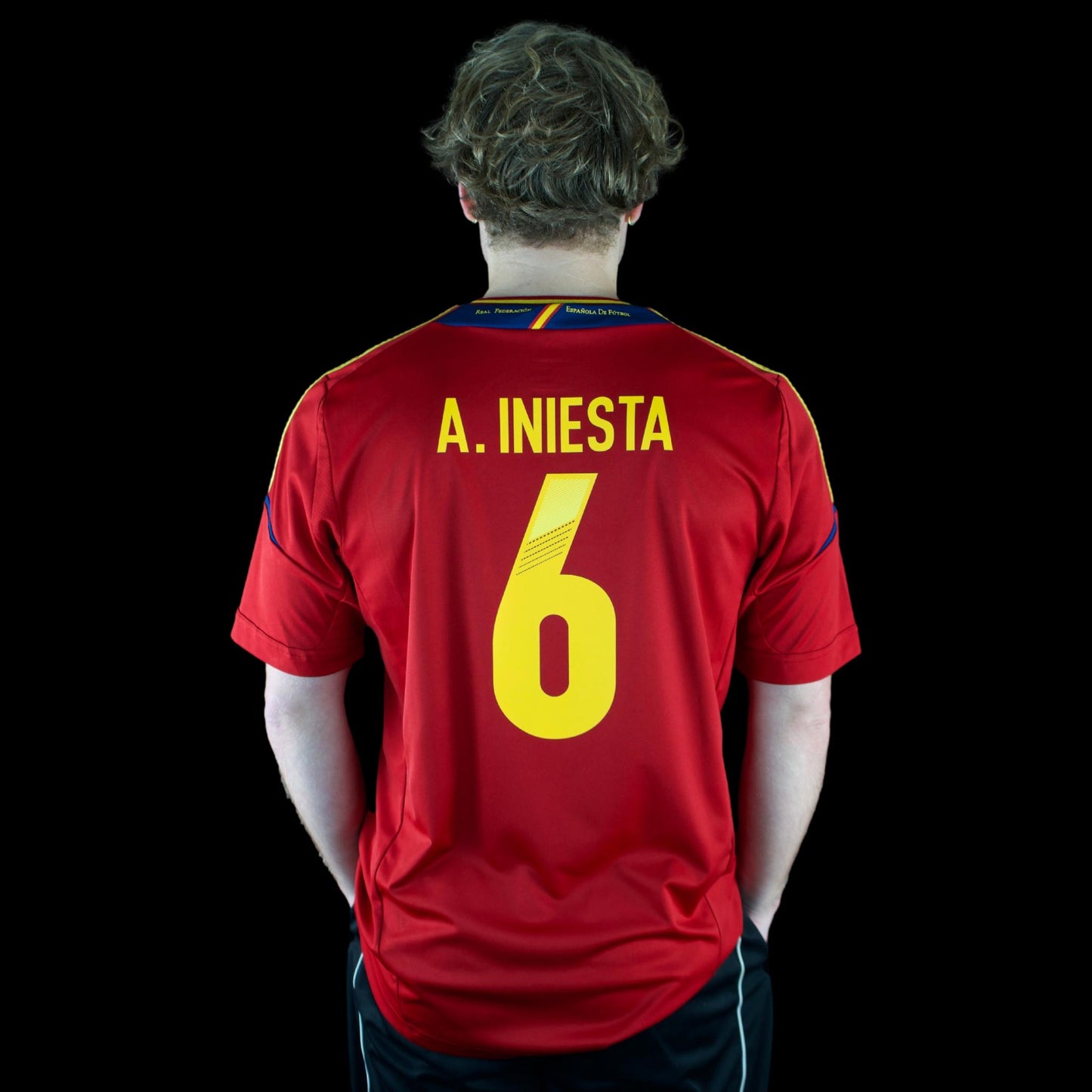 Spanien - 2010-11 - Heim - XL - adidas - A. Iniesta #6