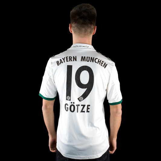 FC Bayern Munich - 2013-14 - Away - M - adidas - Götze #19