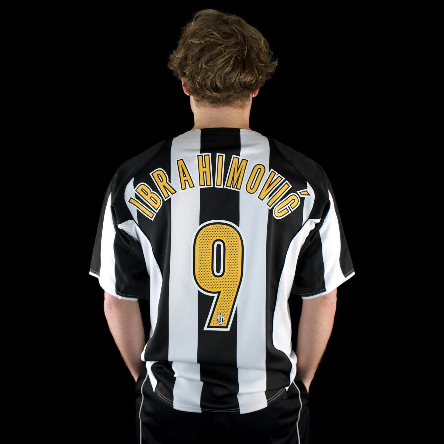 Juventus - 2005-06 - Home - L - Nike - Ibrahimovic #9