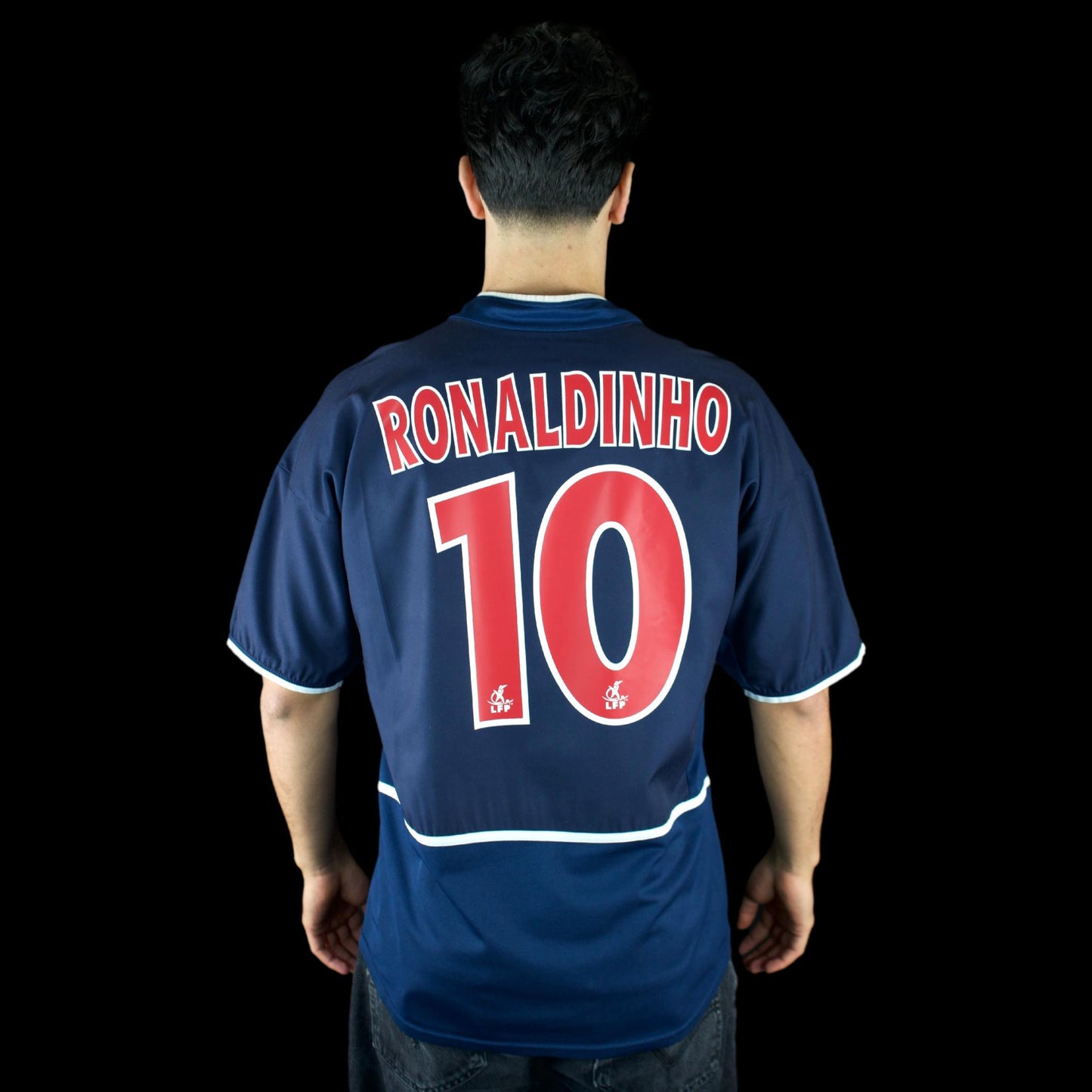 Paris Saint-Germain - 2002-03 - Home - L - Nike - Ronaldinho #10