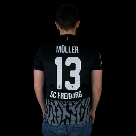 SC Fribourg - 2023-24 - Maillot porté à l'extérieur - L - Nike - Müller #13