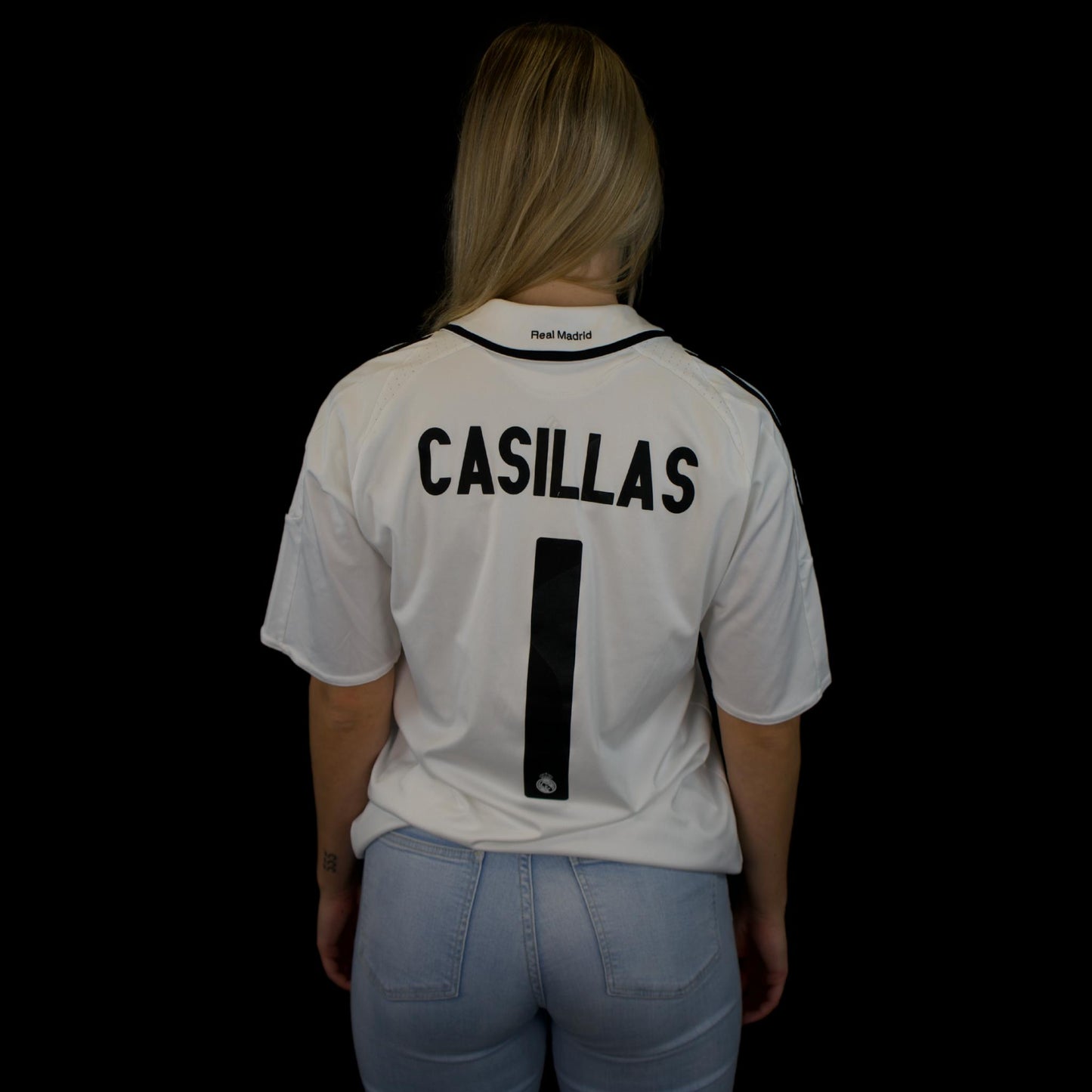 Real Madrid - 2008-09 - Home - M - adidas - Casillas #1