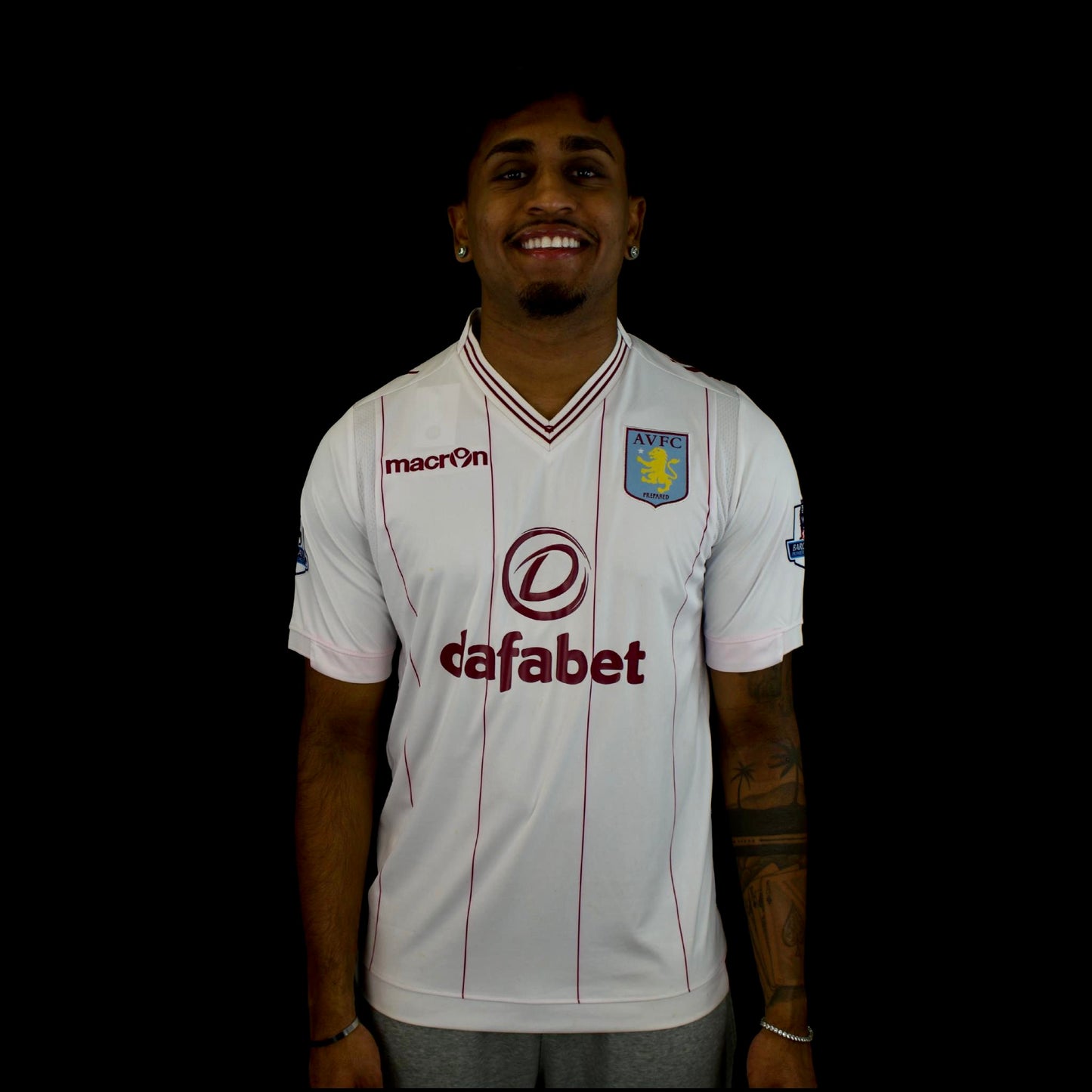 Aston Villa - 2014-15 - Away - M - Macron - Bacuna #7