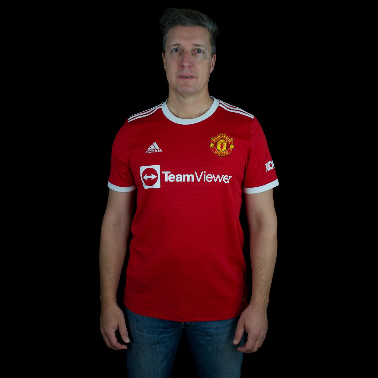 Manchester United - 2021-22 - Home - L - adidas - McTominay #39