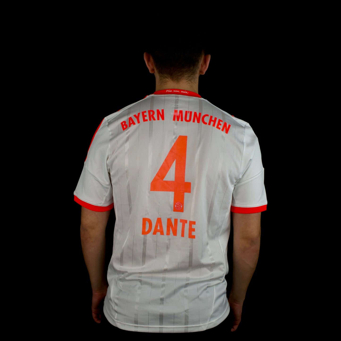 FC Bayern Munich - 2012-13 - Away - L - adidas - Dante #4