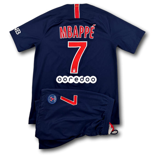 Paris Saint-Germain - 2018-19 - Home - M - Nike - Mbappé #7 - incl. Shorts