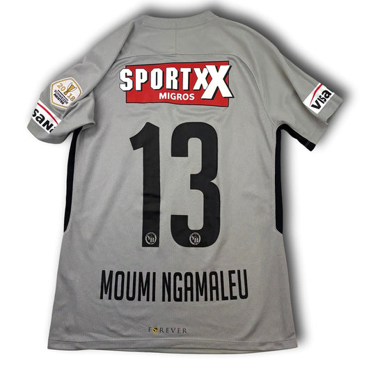 BSC Young Boys - 2018-19 - Matchworn - Auswärts - M - Nike - Moumi Ngamaleu #13