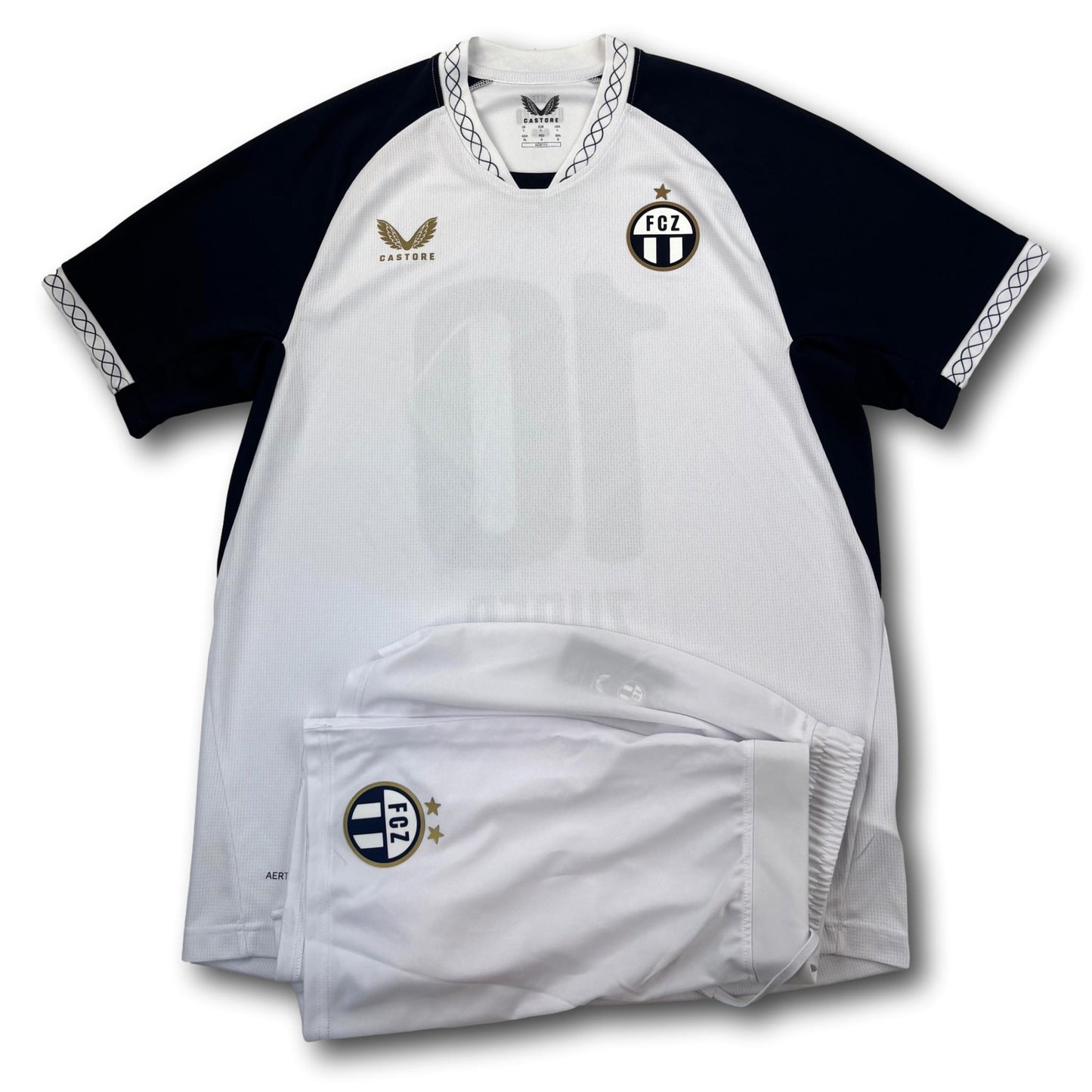 FC Zürich - 2025-26 - Heim - L - Castore - Zuber #10 - inkl. Hose
