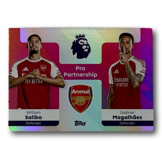 Topps Premier League 2025/26 - Pro Partnership - William Saliba / Gabriel Magalhaes