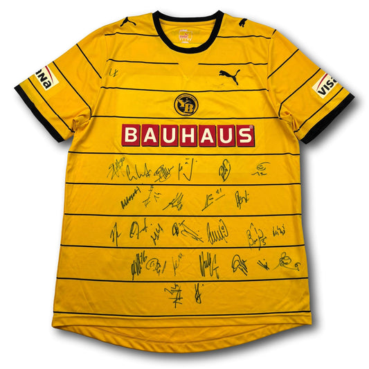 BSC Young Boys - 2011-12 - Home - XL - Puma - Nuzzolo #29 - signed