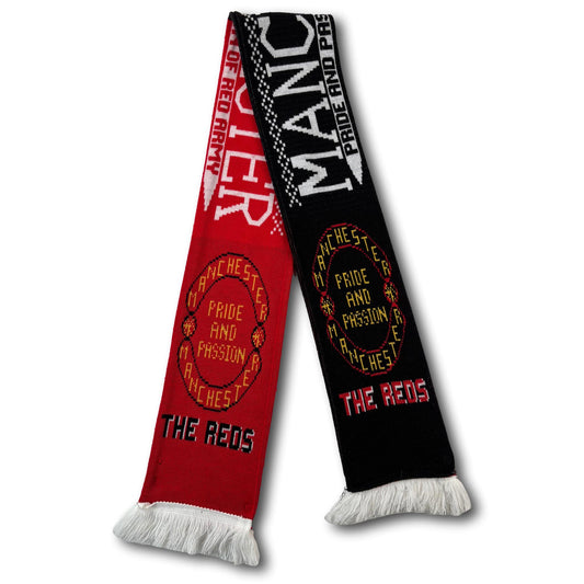 Manchester United fan scarf