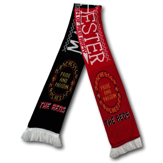 Manchester United fan scarf