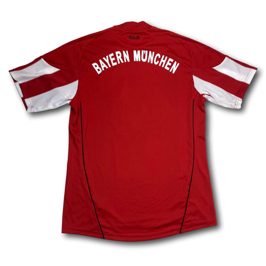 FC Bayern München - 2010-11 - Heim - M - adidas