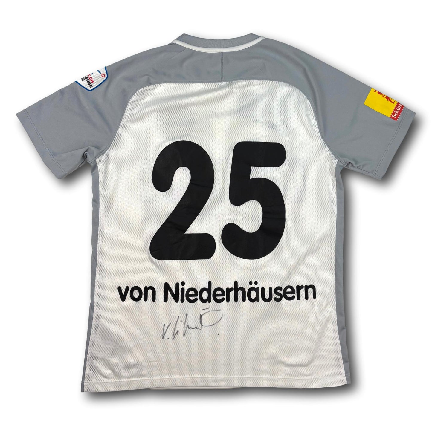 FC Wil - 2018-19 - Matchworn - Home - L - Nike - von Niederhäusern #25 - signed