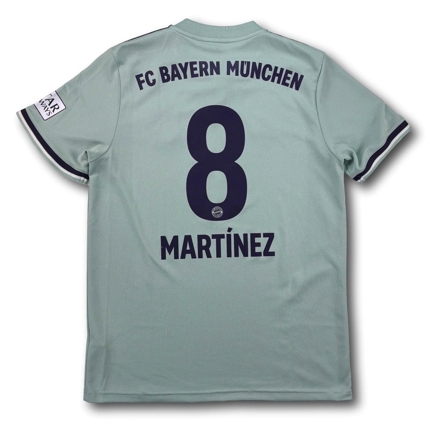 FC Bayern München - 2018-19 - Auswärts - M - adidas - Martínez #8